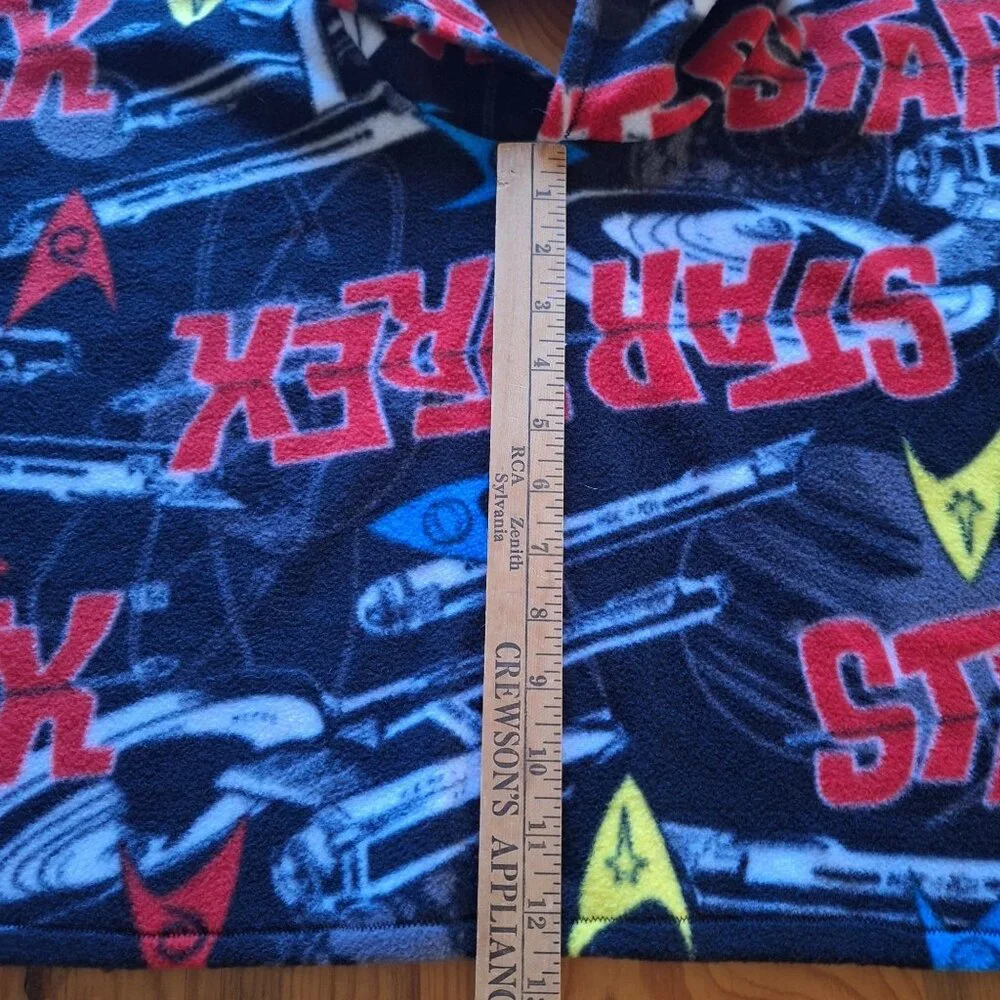 Star Trek Kids Handmade Fleece Hooded Poncho Starship Enterprise Logo - Picture 3 of 10
